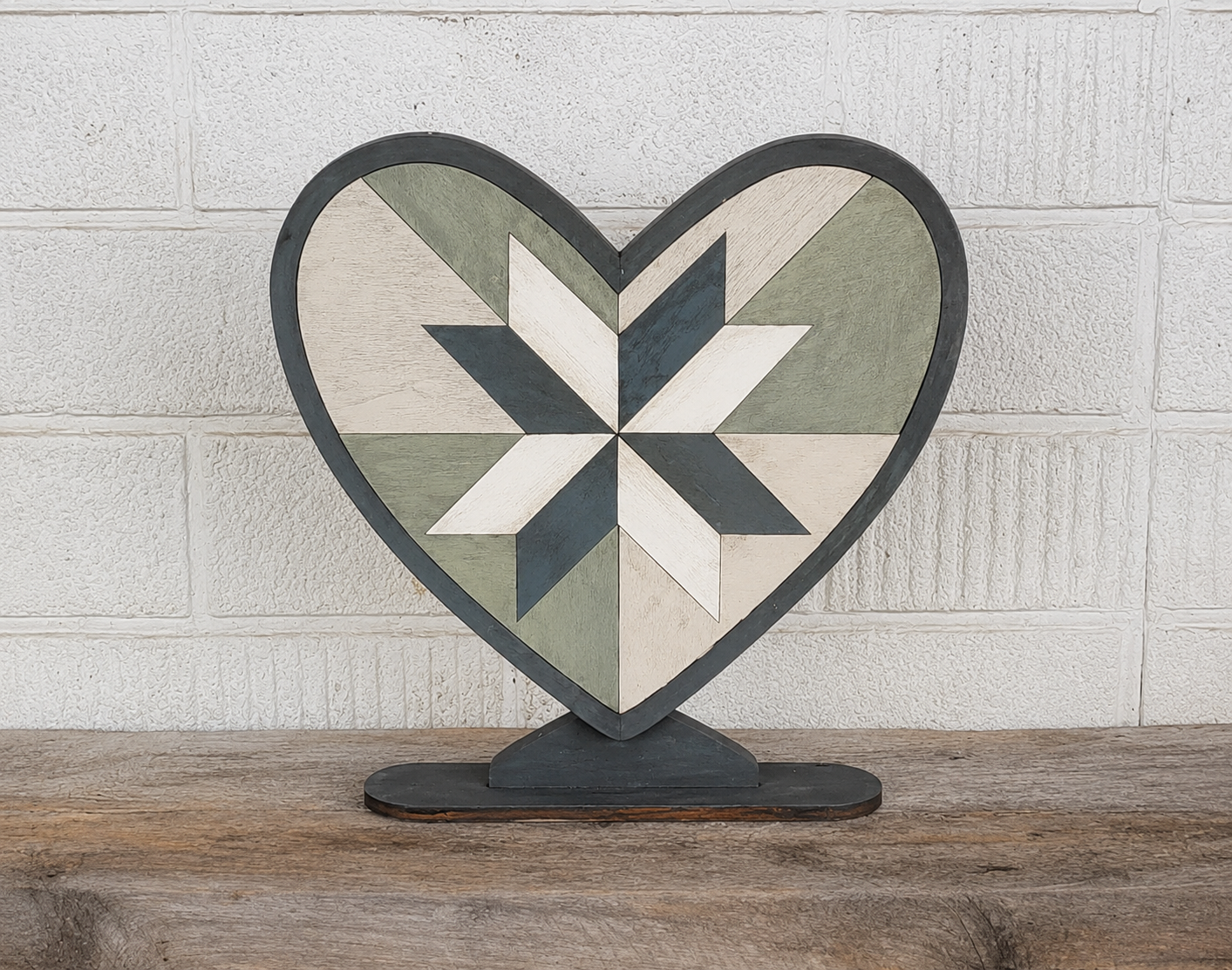 Standing Heart Barn Quilt Kit