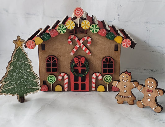 DIY GINGERBREAD HOUSE